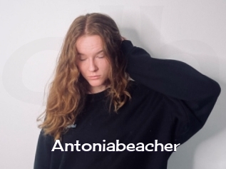 Antoniabeacher