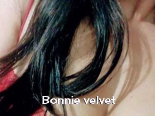 Bonnie_velvet