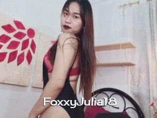 FoxxyJulia18