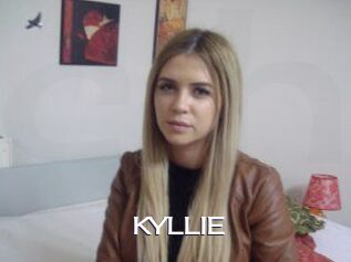 KYLLIE_