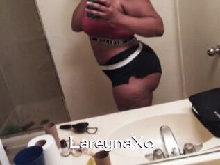 LareynaXo