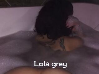 Lola_grey