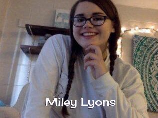Miley_Lyons Click here to exit