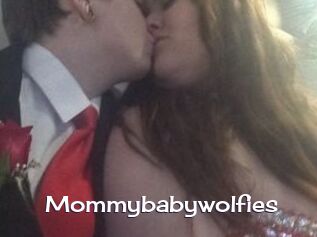 Mommybabywolfies