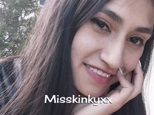 Misskinkyxx