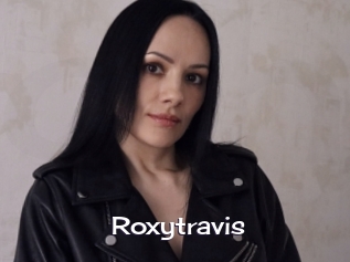 Roxytravis