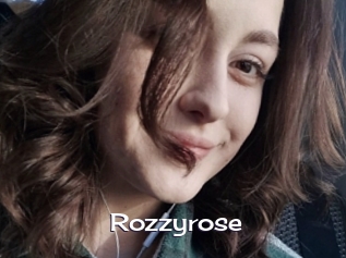 Rozzyrose