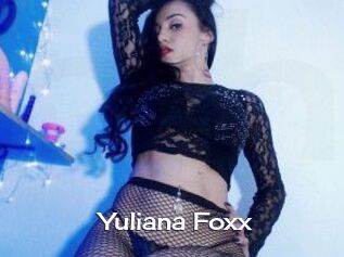 Yuliana_Foxx